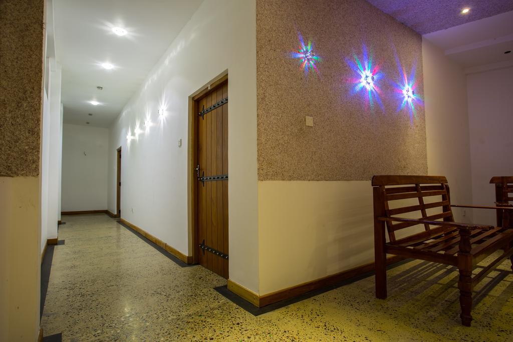 The Tenth Hotel Ella Exterior photo